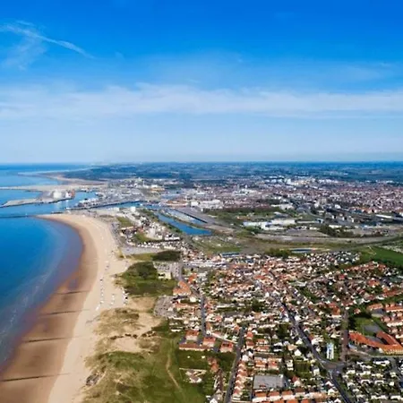 Le Jardin Des Caps, Proche Et Port