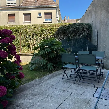 Appartement Le Jardin Des Caps, Proche Et Port *